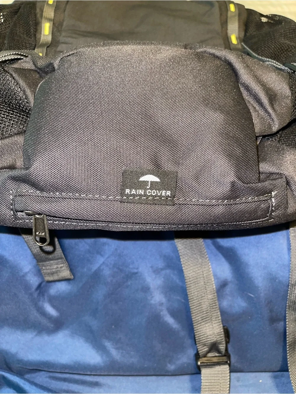 Skysper LANTC 30 Black Backpack with Yellow Accents